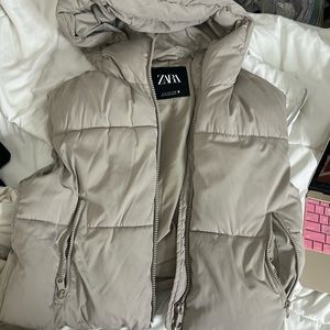 Zara vest